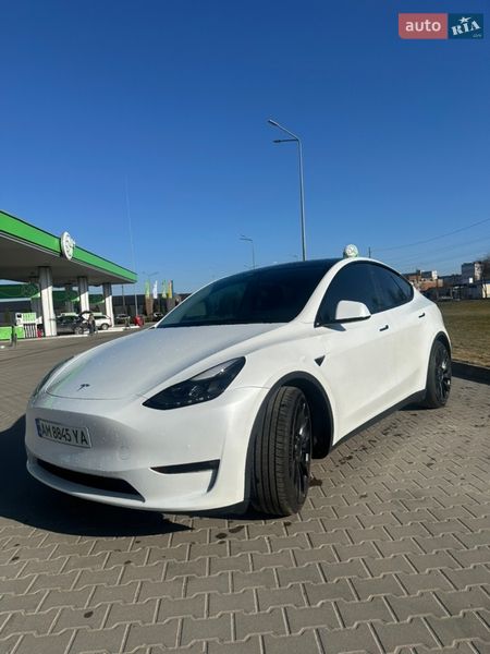 Tesla Model Y 2022 Tesla Model Y 2022