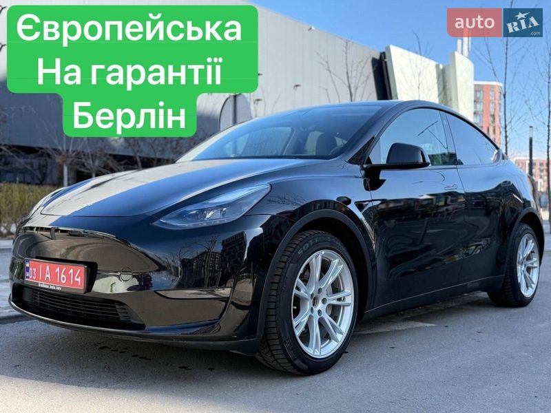 Tesla Model Y 2023 Tesla Model Y 2023