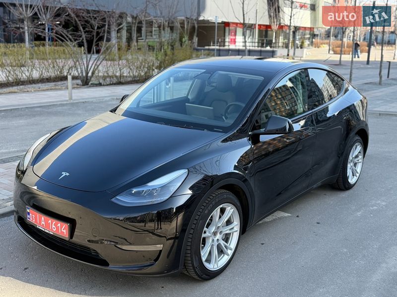 Внедорожник / Кроссовер Tesla Model Y 2023 в Киеве фото 2 Внедорожник / Кроссовер Tesla Model Y 2023 в Киеве