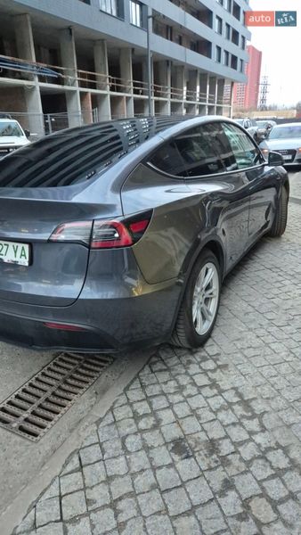 Внедорожник / Кроссовер Tesla Model Y 2022 в Киеве