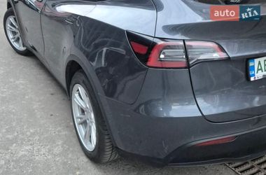 Внедорожник / Кроссовер Tesla Model Y 2022 в Киеве