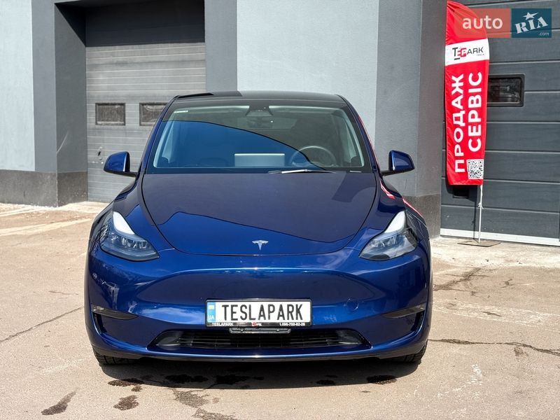 Внедорожник / Кроссовер Tesla Model Y 2023 в Киеве