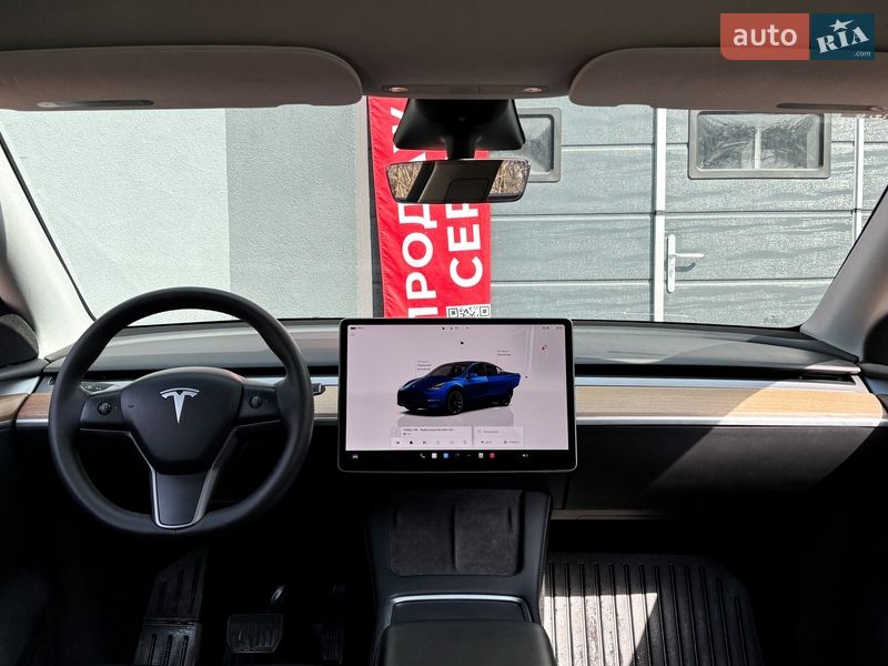 Внедорожник / Кроссовер Tesla Model Y 2023 в Киеве