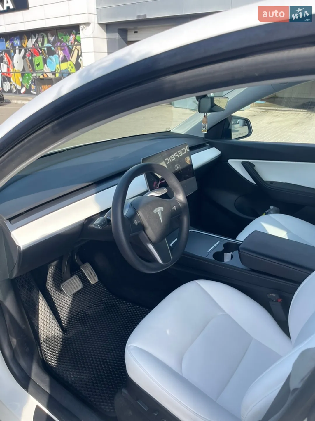 2021 Tesla Model Y - мініатюра 10