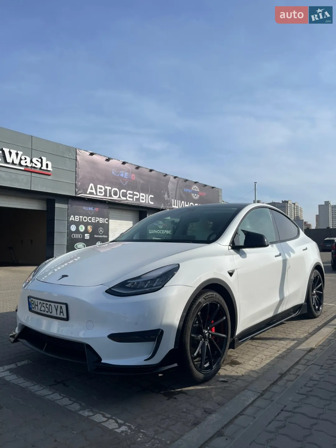 2021 Tesla Model Y - фото 1