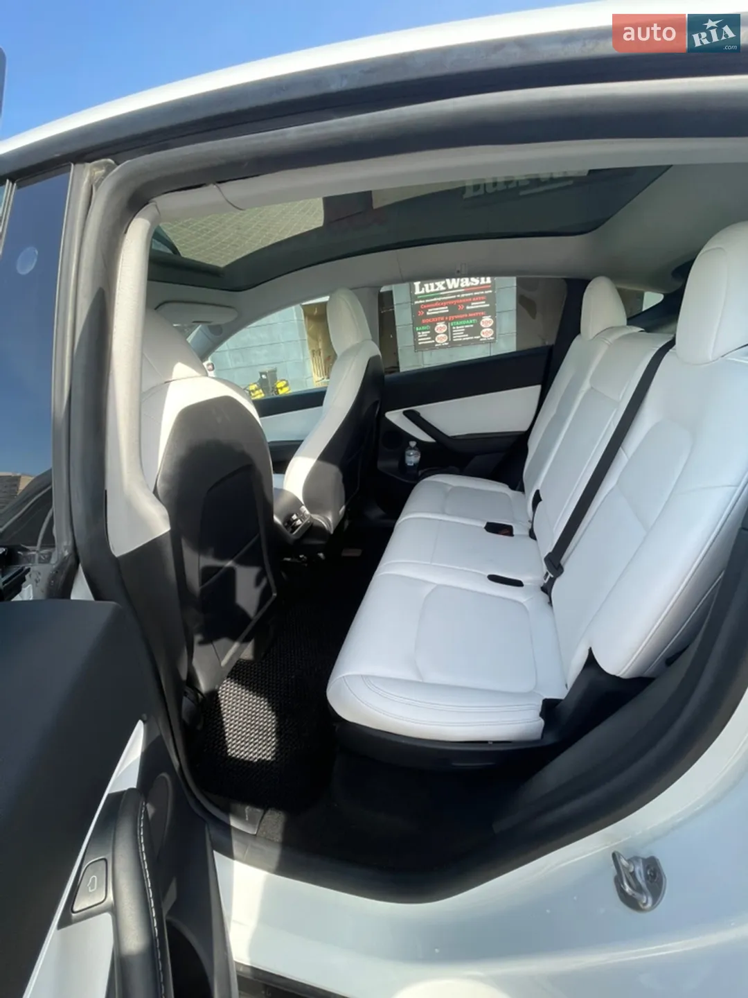 2021 Tesla Model Y - мініатюра 12