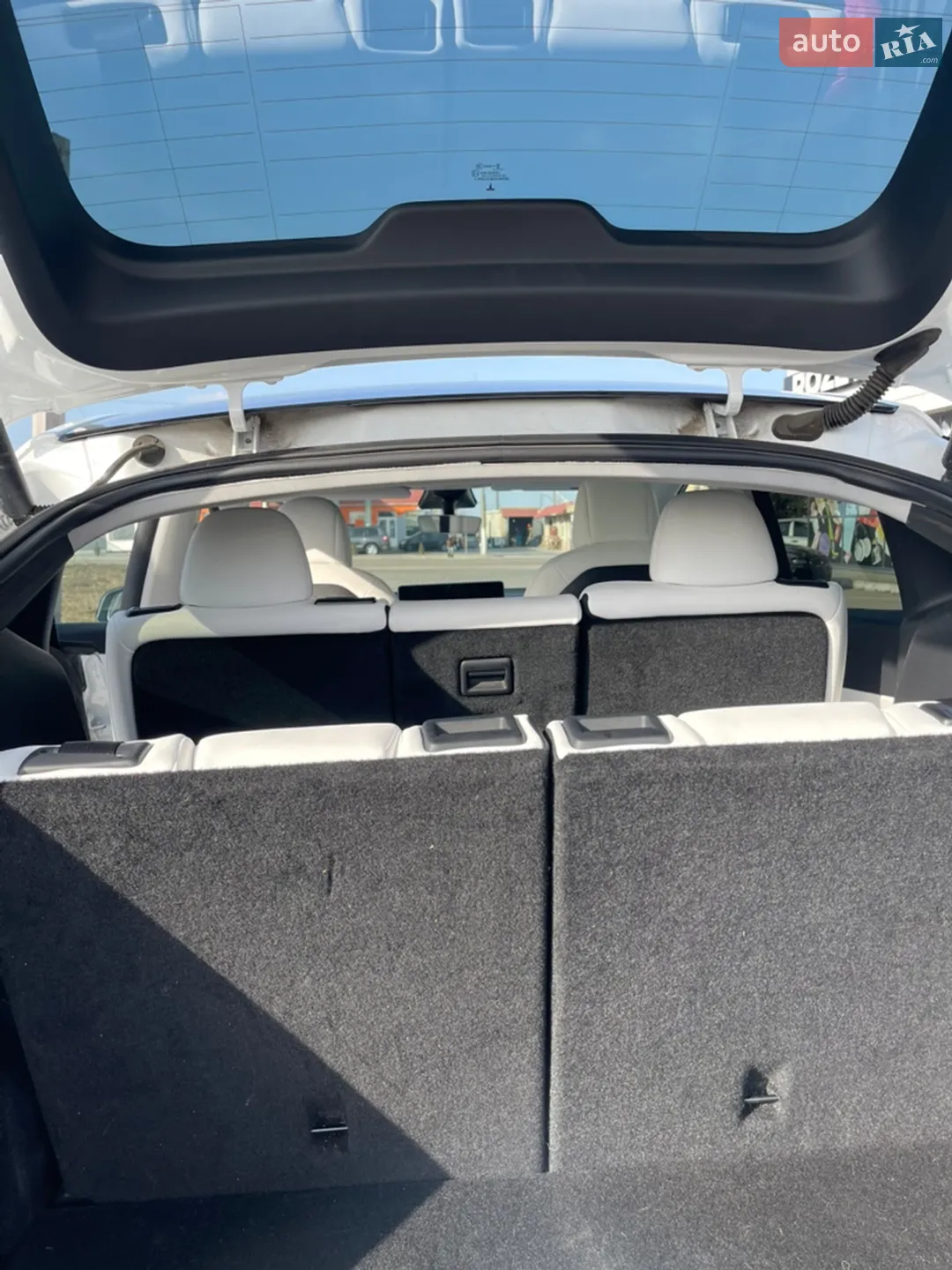 2021 Tesla Model Y - мініатюра 14