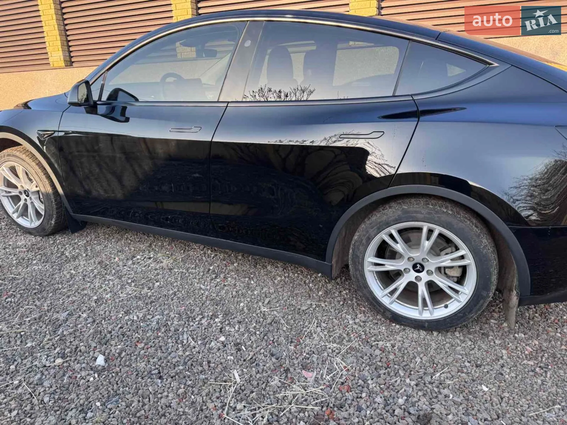 2023 Tesla Model Y - мініатюра 2