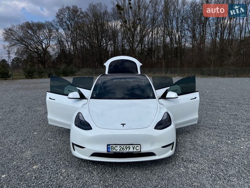 Позашляховик / Кросовер Tesla Model Y 2023 в Львові фото 15 Позашляховик / Кросовер Tesla Model Y 2023 в Львові