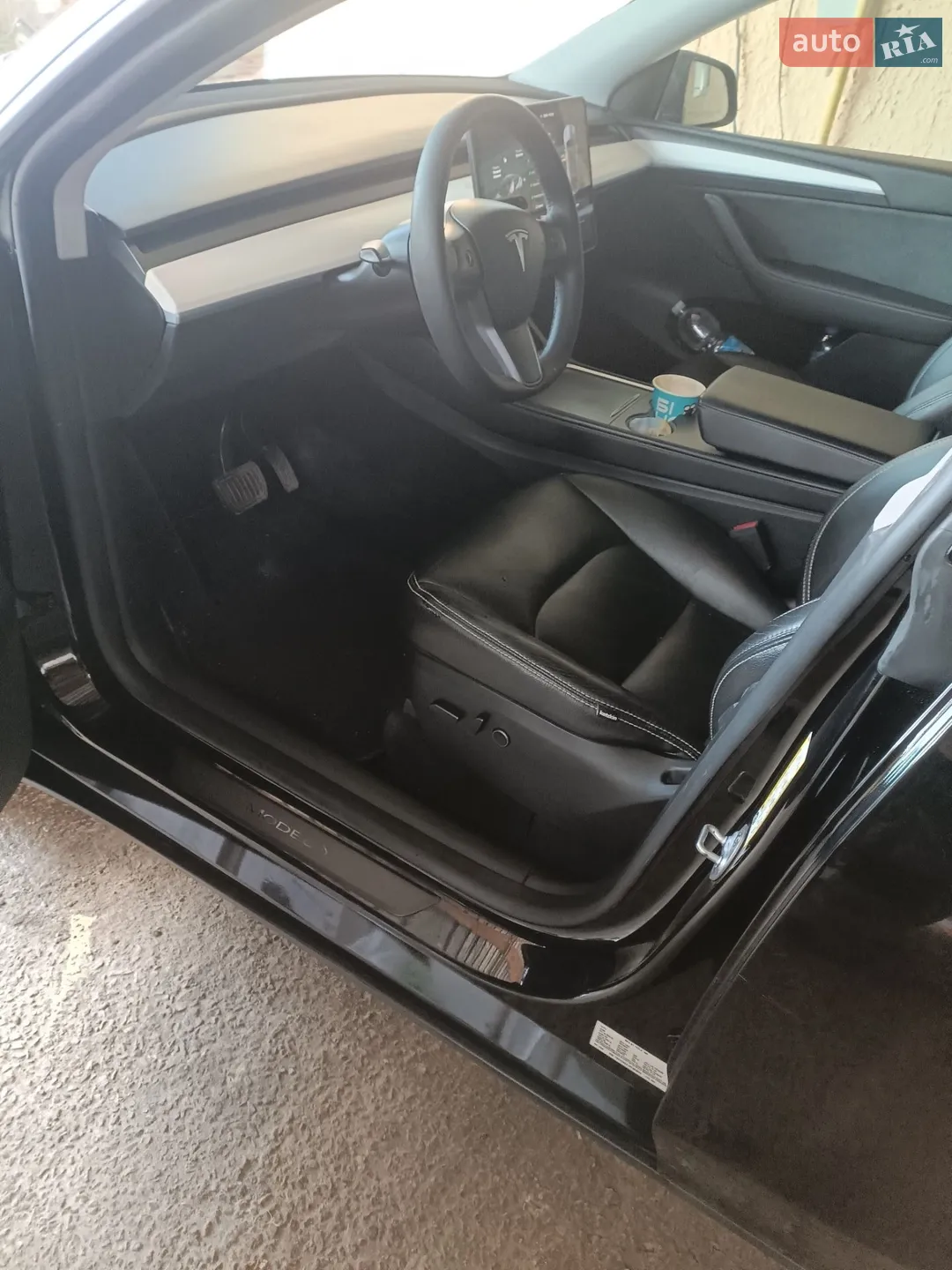 2023 Tesla Model Y - мініатюра 24