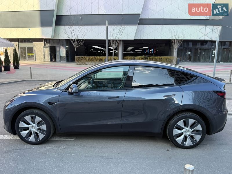 Внедорожник / Кроссовер Tesla Model Y 2022 в Киеве фото 15 Внедорожник / Кроссовер Tesla Model Y 2022 в Киеве