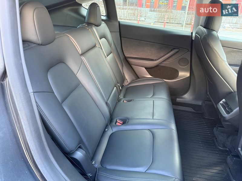 Внедорожник / Кроссовер Tesla Model Y 2022 в Киеве фото 26 Внедорожник / Кроссовер Tesla Model Y 2022 в Киеве