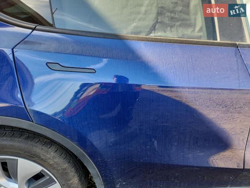 Позашляховик / Кросовер Tesla Model Y 2023 в Львові