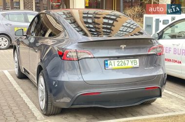 Внедорожник / Кроссовер Tesla Model Y 2023 в Киеве
