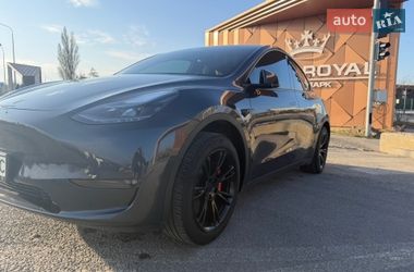 Внедорожник / Кроссовер Tesla Model Y 2024 в Буче
