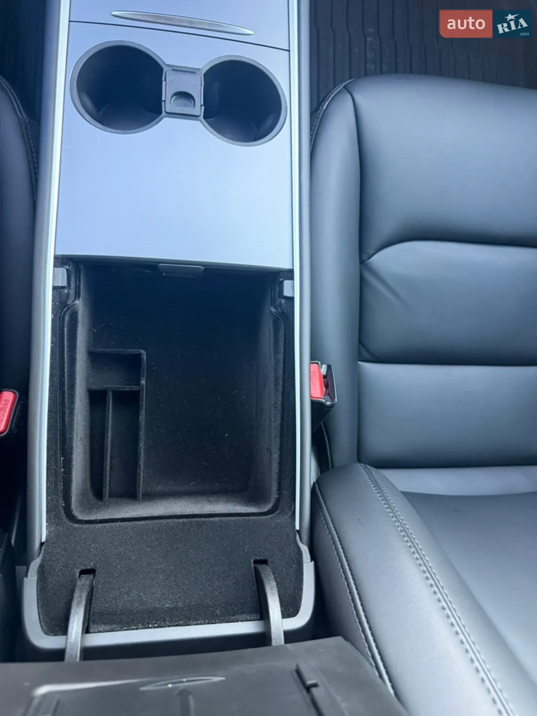 2024 Tesla Model Y - мініатюра 47