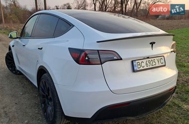 Внедорожник / Кроссовер Tesla Model Y 2023 в Львове