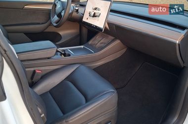Внедорожник / Кроссовер Tesla Model Y 2023 в Львове