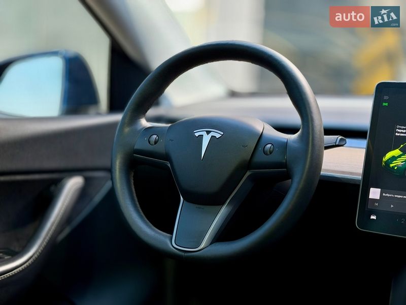 Внедорожник / Кроссовер Tesla Model Y 2021 в Харькове