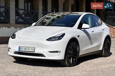 Внедорожник / Кроссовер Tesla Model Y 2022 в Киеве