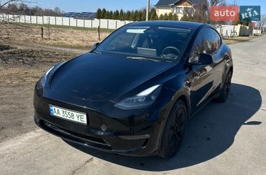 Внедорожник / Кроссовер Tesla Model Y 2023 в Киеве