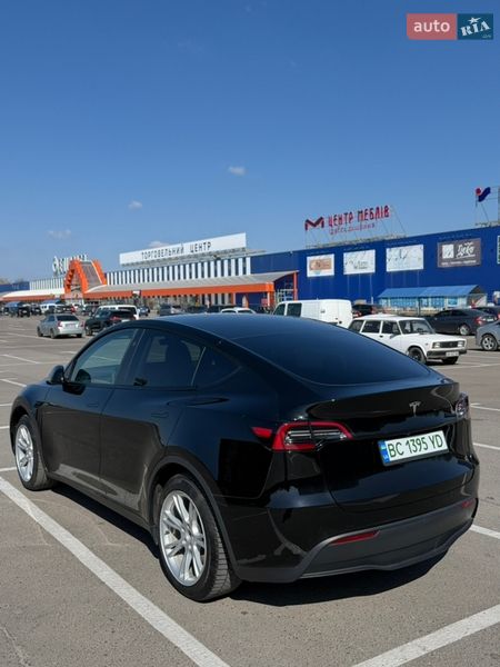 Позашляховик / Кросовер Tesla Model Y 2024 в Львові