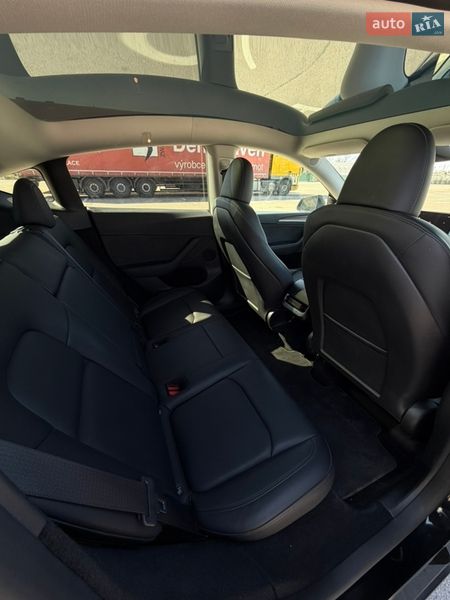 Позашляховик / Кросовер Tesla Model Y 2024 в Львові