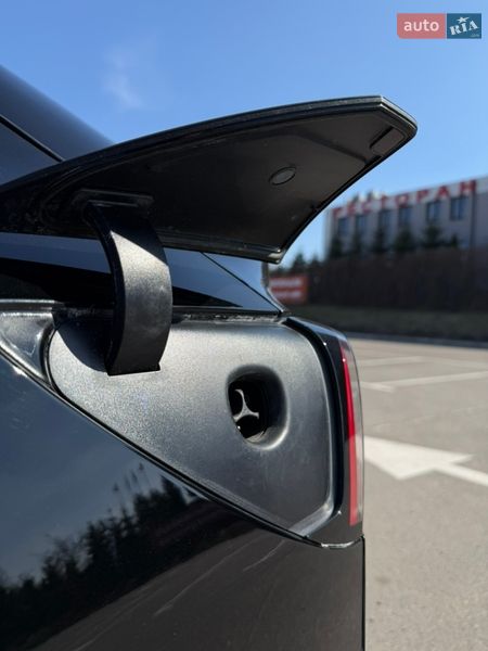 Позашляховик / Кросовер Tesla Model Y 2024 в Львові