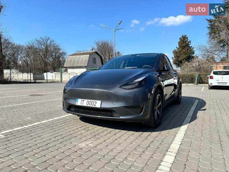 Позашляховик / Кросовер Tesla Model Y 2023 в Вінниці