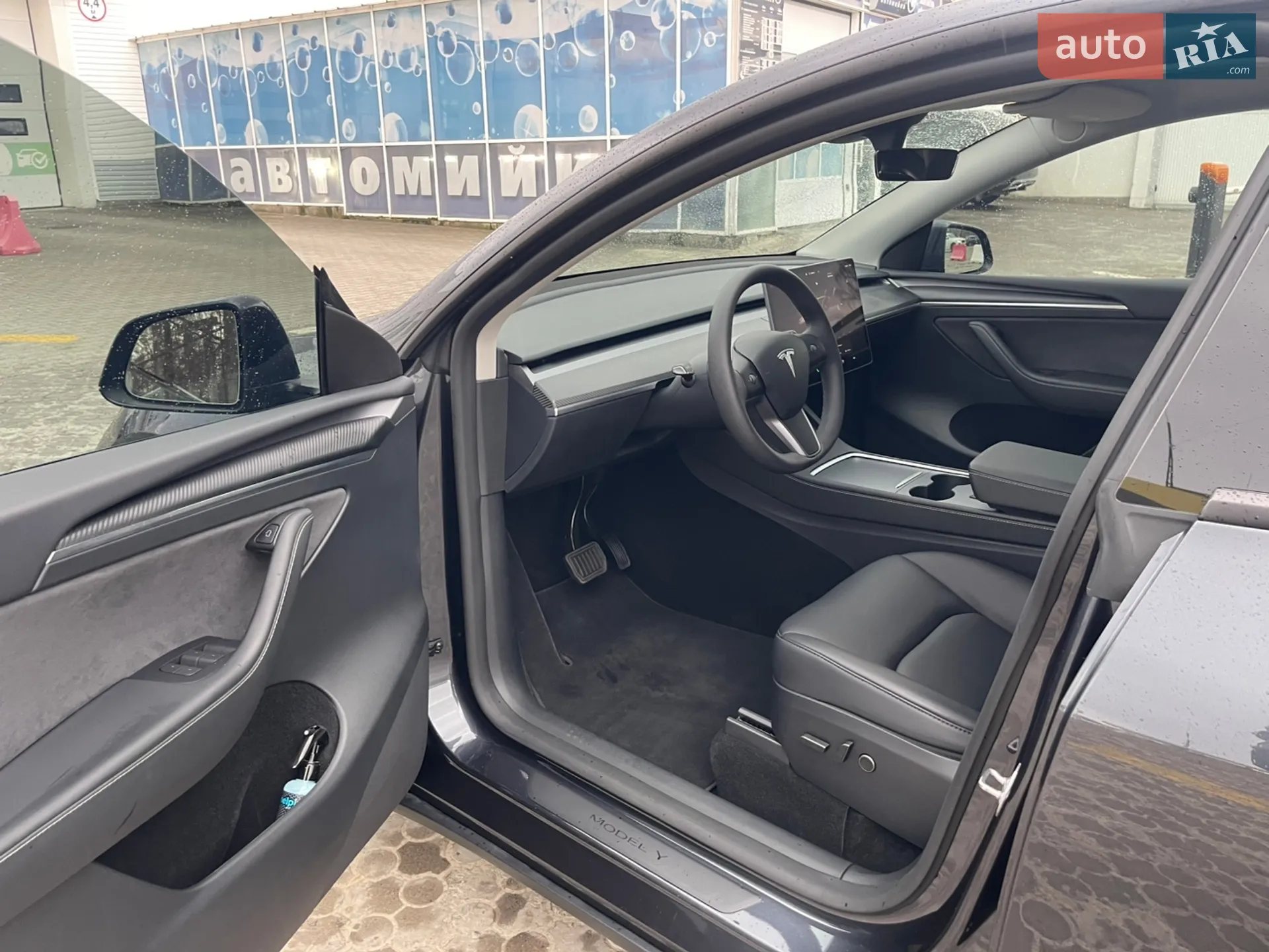 2024 Tesla Model Y - мініатюра 25