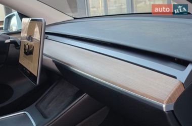 Внедорожник / Кроссовер Tesla Model Y 2022 в Тернополе