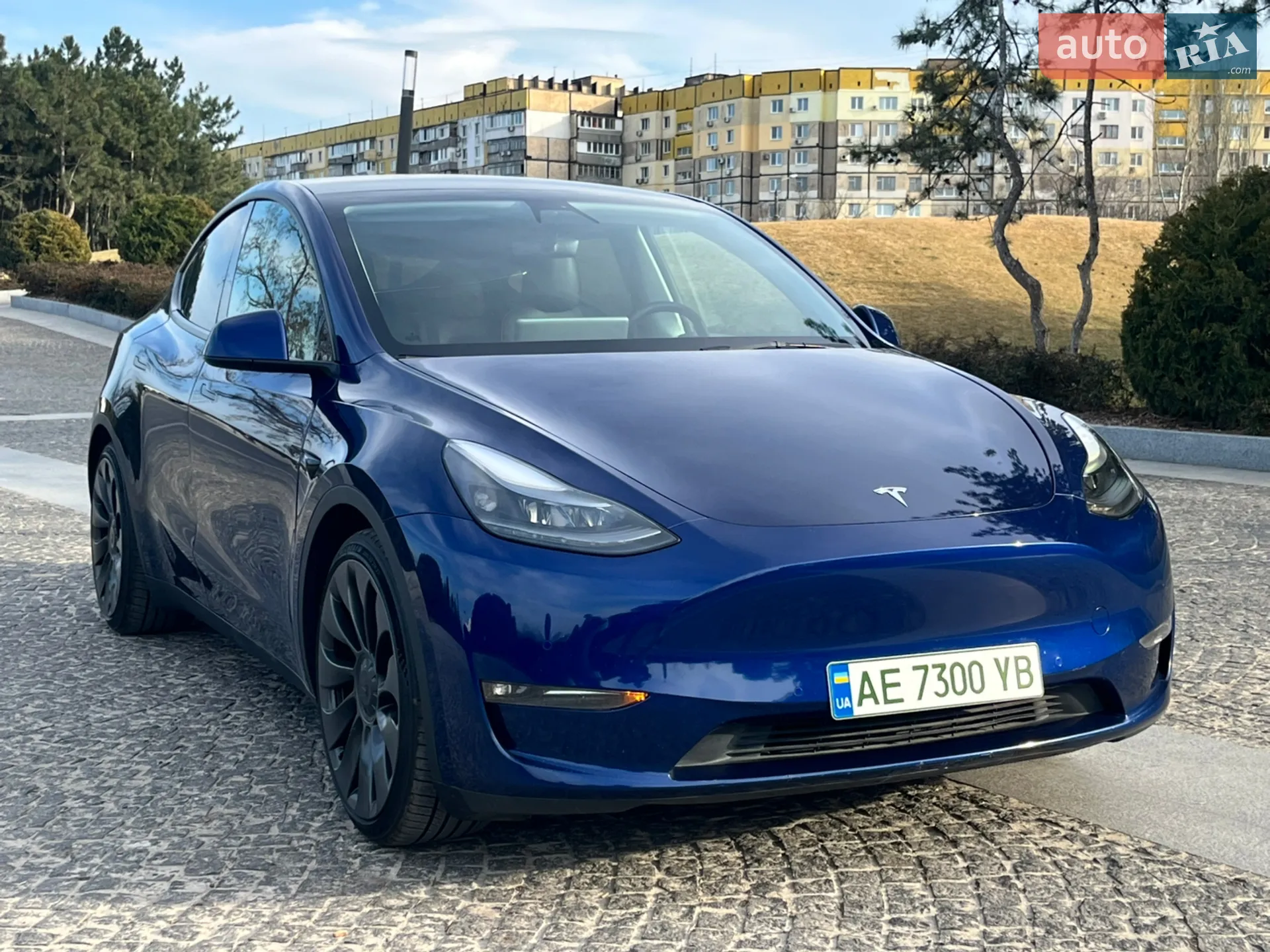 2022 Tesla Model Y - мініатюра 3