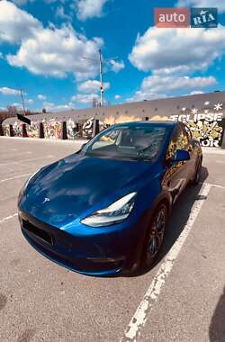 Внедорожник / Кроссовер Tesla Model Y 2020 в Киеве