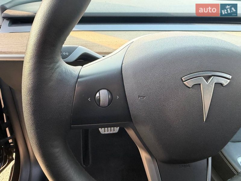 Внедорожник / Кроссовер Tesla Model Y 2022 в Киеве фото 35 Внедорожник / Кроссовер Tesla Model Y 2022 в Киеве