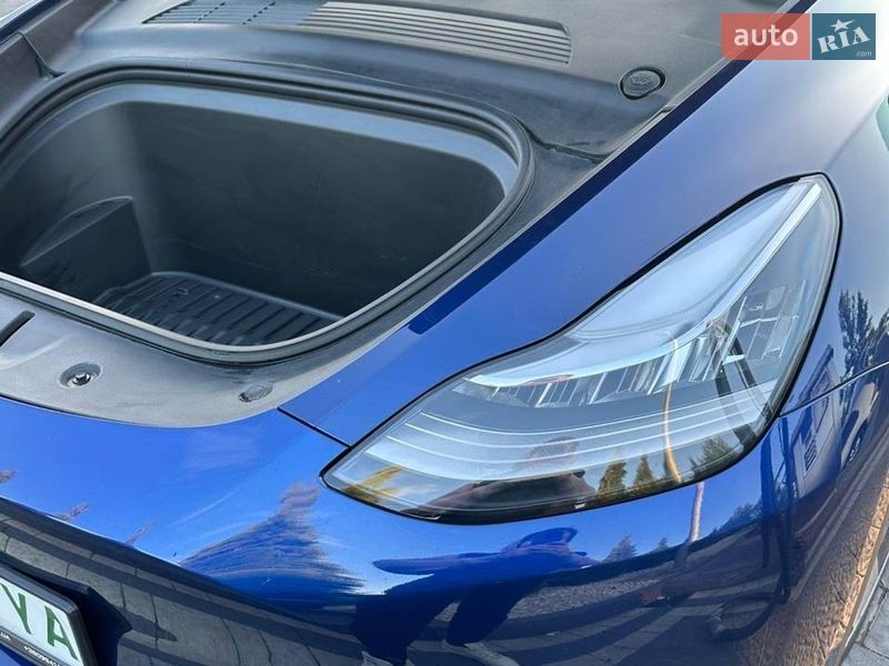 Внедорожник / Кроссовер Tesla Model Y 2021 в Надворной