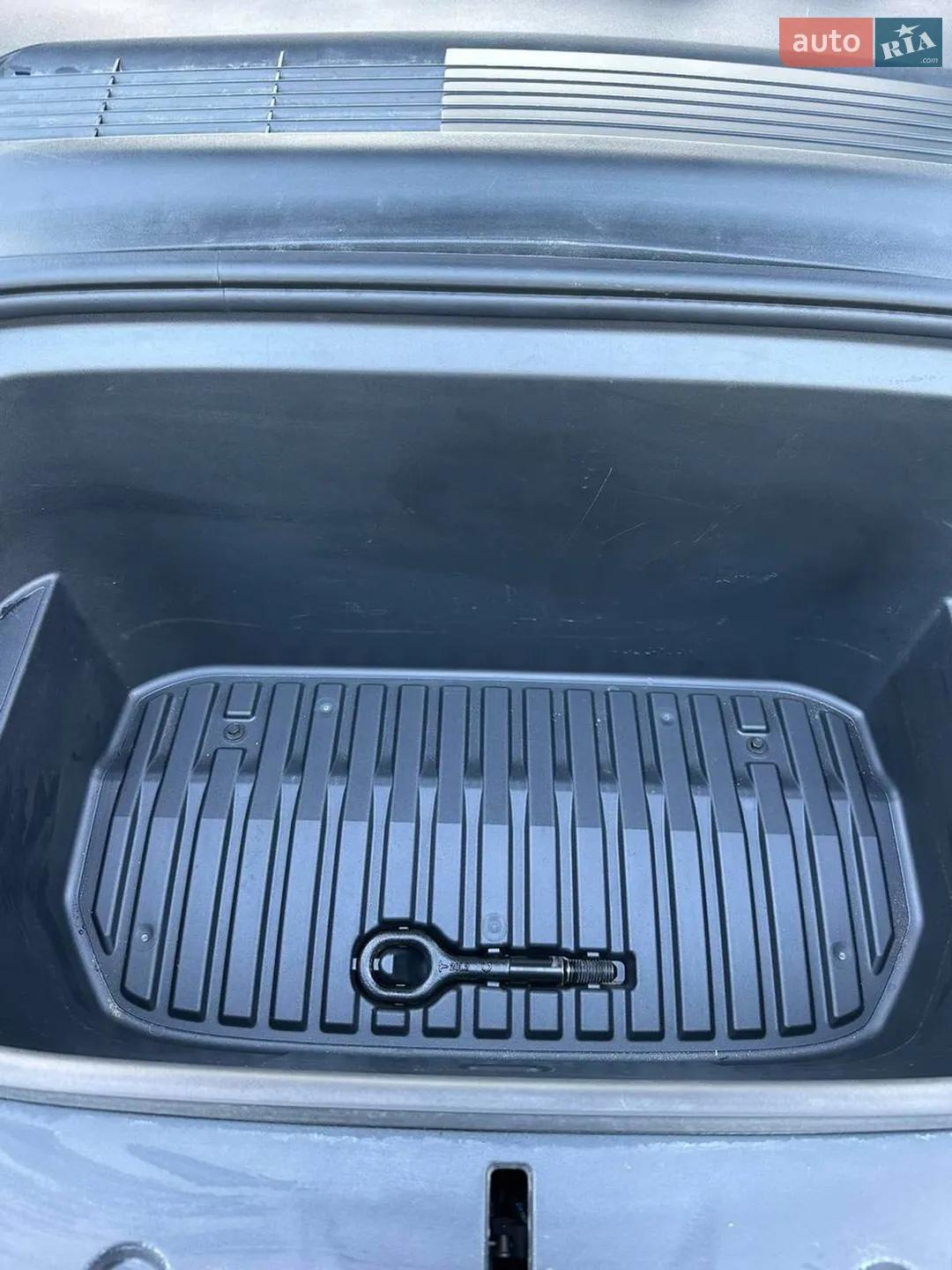 2021 Tesla Model Y - мініатюра 17