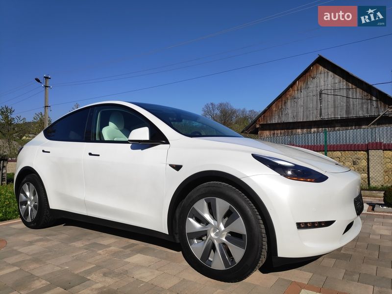 Внедорожник / Кроссовер Tesla Model Y 2020 в Долине