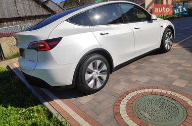 Позашляховик / Кросовер Tesla Model Y 2020 в Долині