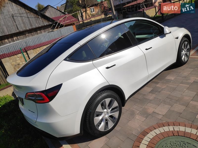 Внедорожник / Кроссовер Tesla Model Y 2020 в Долине