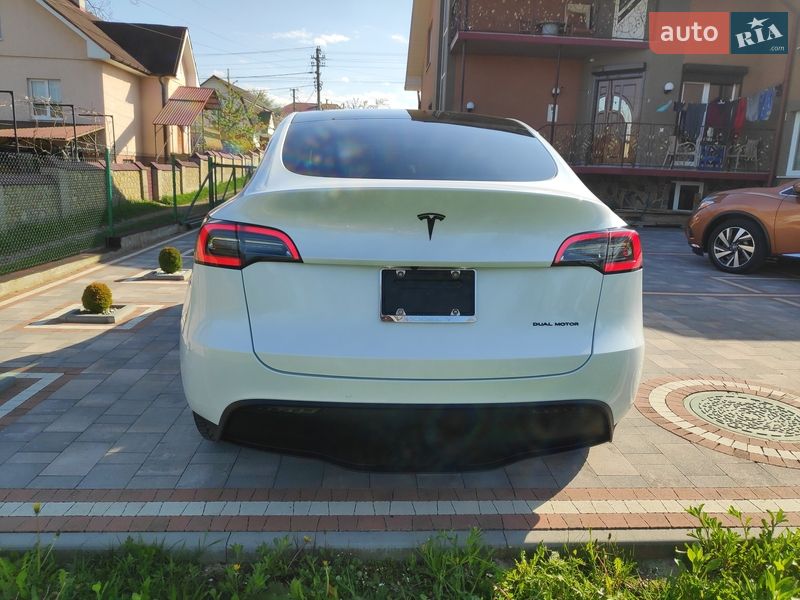 Внедорожник / Кроссовер Tesla Model Y 2020 в Долине