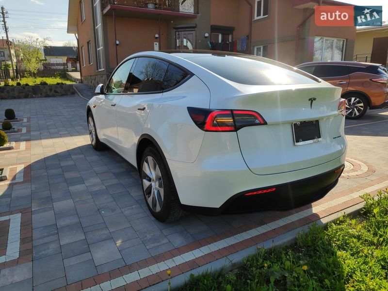 Внедорожник / Кроссовер Tesla Model Y 2020 в Долине