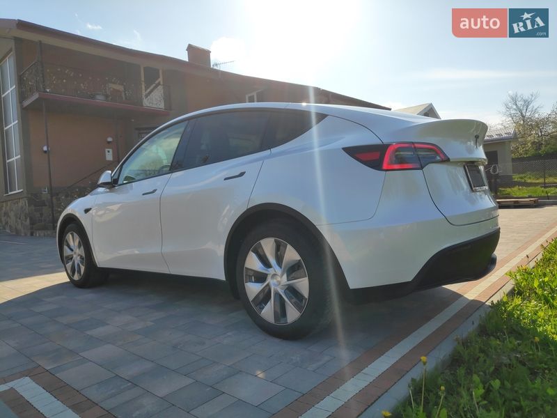 Внедорожник / Кроссовер Tesla Model Y 2020 в Долине