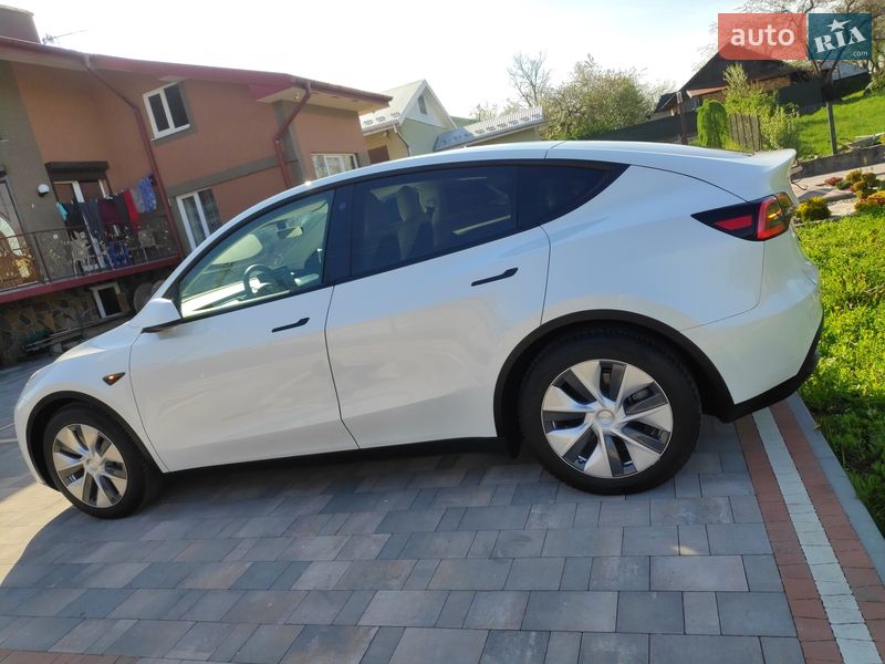 Внедорожник / Кроссовер Tesla Model Y 2020 в Долине