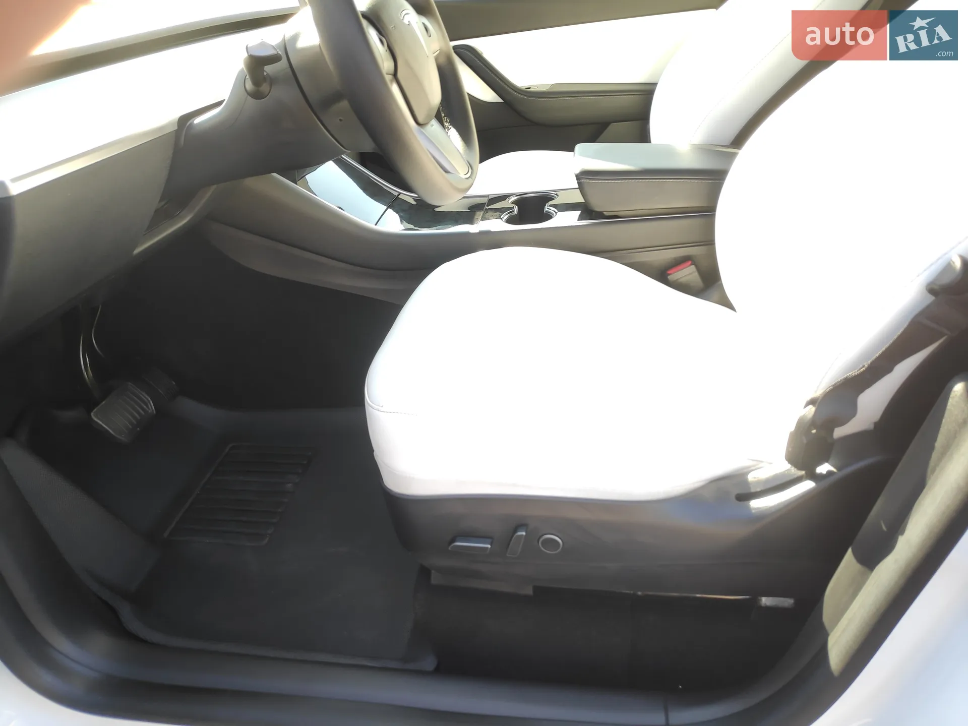 2020 Tesla Model Y - мініатюра 35