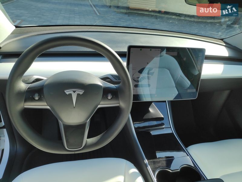 Внедорожник / Кроссовер Tesla Model Y 2020 в Долине