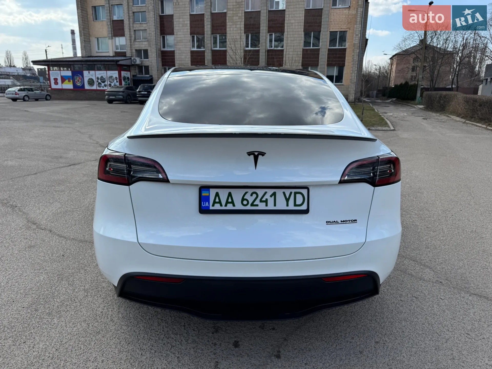 2023 Tesla Model Y - мініатюра 8