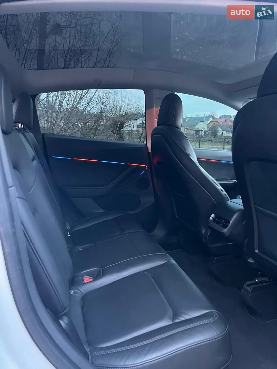 2020 Tesla Model Y - мініатюра 19