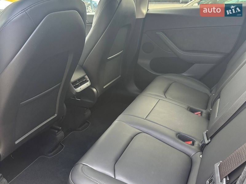 Внедорожник / Кроссовер Tesla Model Y 2024 в Виннице