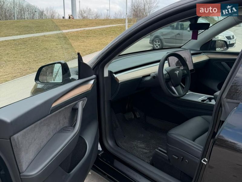 Внедорожник / Кроссовер Tesla Model Y 2024 в Виннице фото 24 Внедорожник / Кроссовер Tesla Model Y 2024 в Виннице