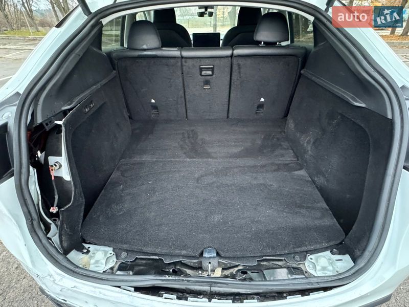 Внедорожник / Кроссовер Tesla Model Y 2023 в Ровно фото 18 Внедорожник / Кроссовер Tesla Model Y 2023 в Ровно